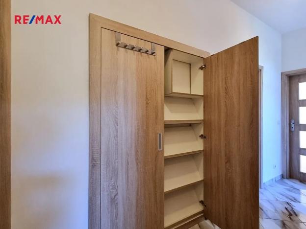 Pronájem bytu 3+kk, Kladno, Kordačova, 79 m2