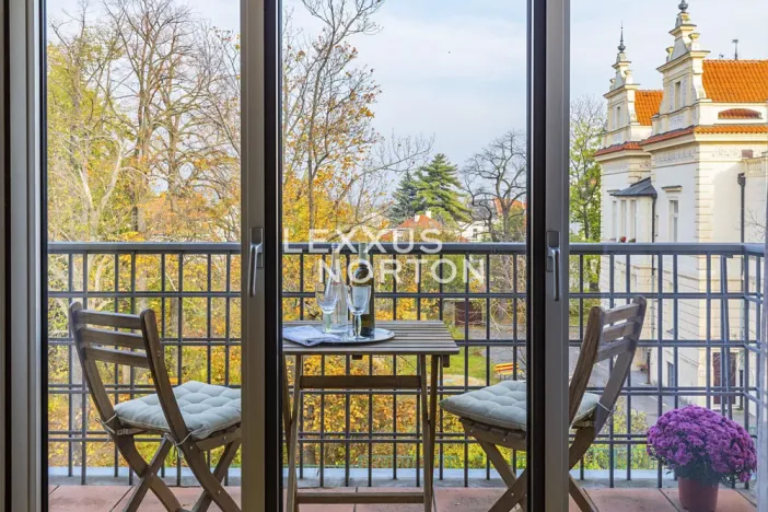 Prodej bytu 6+kk a větší, Praha - Bubeneč, Rooseveltova, 386 m2