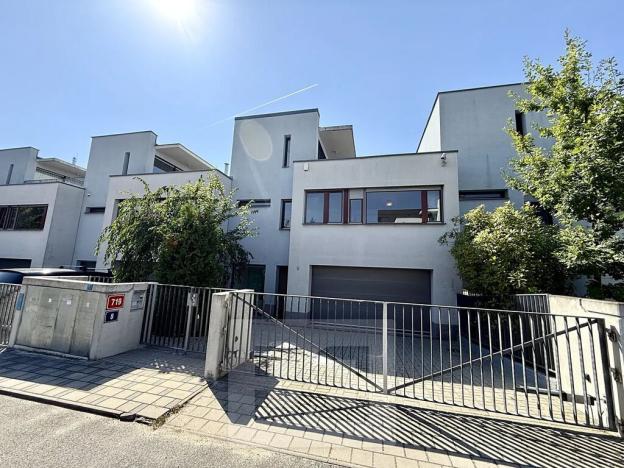 Pronájem rodinného domu, Praha - Jinonice, U panské zahrady, 302 m2