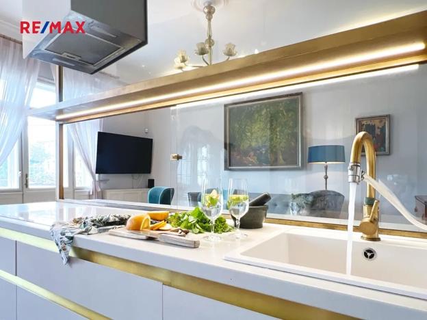 Prodej atypického bytu, Praha - Smíchov, Dienzenhoferovy sady, 119 m2