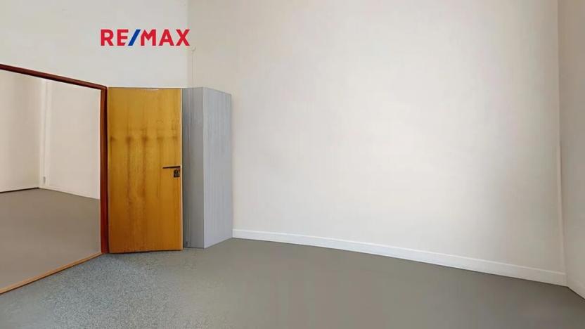 Prodej obchodního prostoru, Svitavy, 800 m2