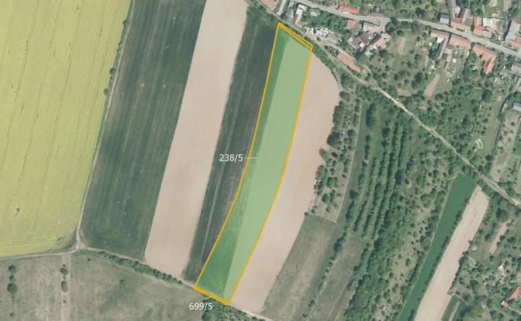 Prodej pole, Troubky-Zdislavice, 27682 m2