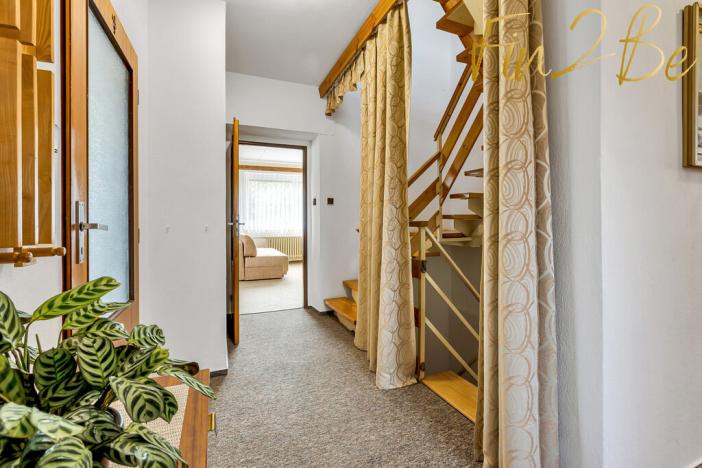 Prodej rodinného domu, Vrhaveč - Neznašovy, 253 m2