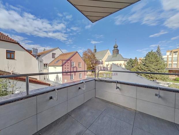 Pronájem bytu 1+kk, Jindřichův Hradec, Nádražní, 43 m2