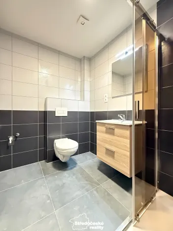 Pronájem bytu 1+kk, Uhlířské Janovice, Hrnčířská, 35 m2