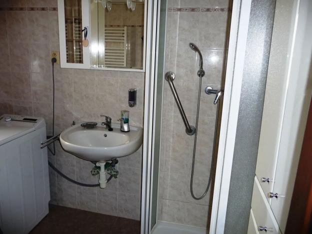 Prodej rodinného domu, Praha - Dolní Chabry, Kobyliská, 200 m2