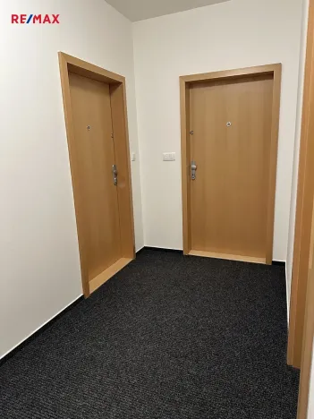 Pronájem bytu 2+kk, Praha - Podolí, V rovinách, 67 m2