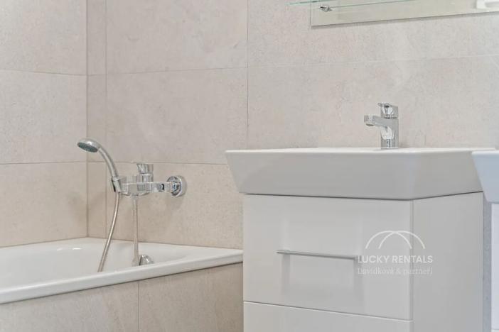 Pronájem bytu 2+kk, Praha - Chodov, Líbalova, 49 m2