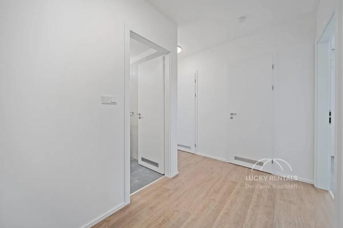 Pronájem bytu 2+kk, Praha - Chodov, Líbalova, 47 m2
