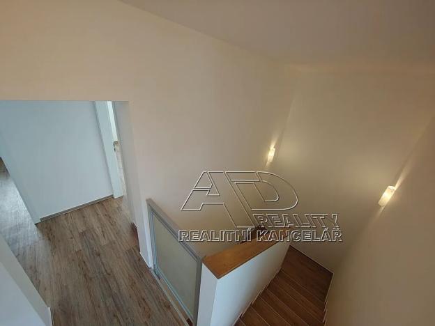 Pronájem rodinného domu, Roudné, 150 m2