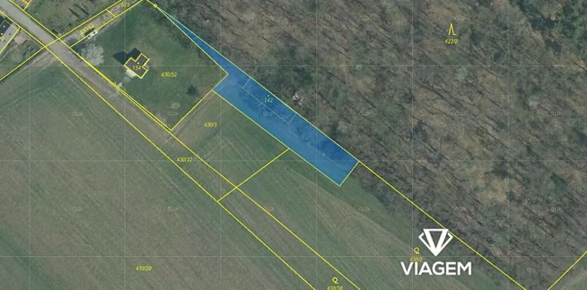 Prodej podílu pole, Jeviněves, 814 m2