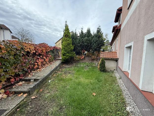 Pronájem bytu 1+kk, Praha - Dubeč, Starodubečská, 19 m2