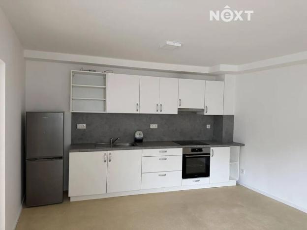 Pronájem bytu 3+kk, Zlín, L. Váchy, 75 m2