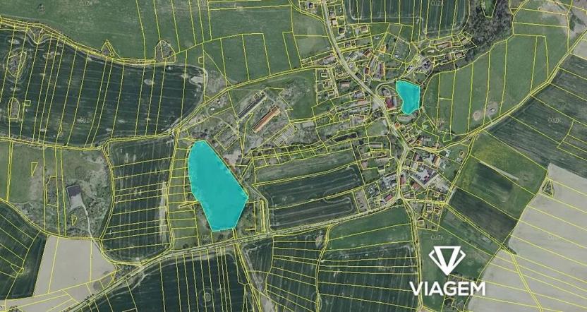 Prodej podílu pozemku, Chářovice, 1791 m2