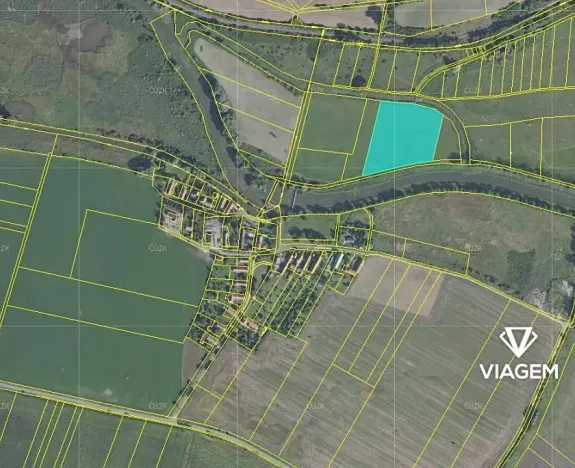 Prodej podílu pole, Žiželice, 571 m2