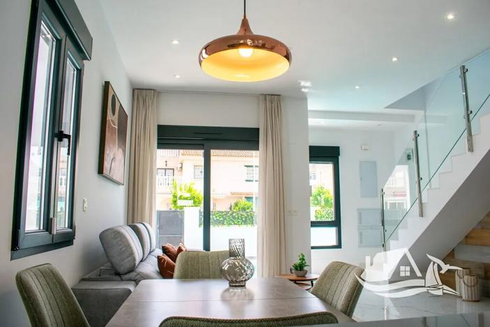 Prodej vily, Torrevieja, Španělsko, 95 m2
