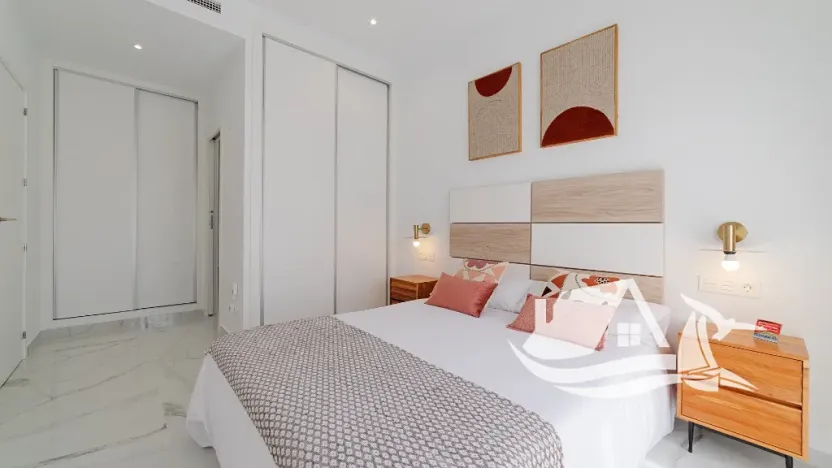 Prodej vily, Torrevieja, Španělsko, 95 m2