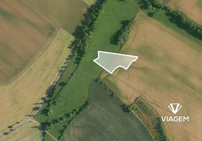 Prodej podílu pole, Nučice, 2304 m2