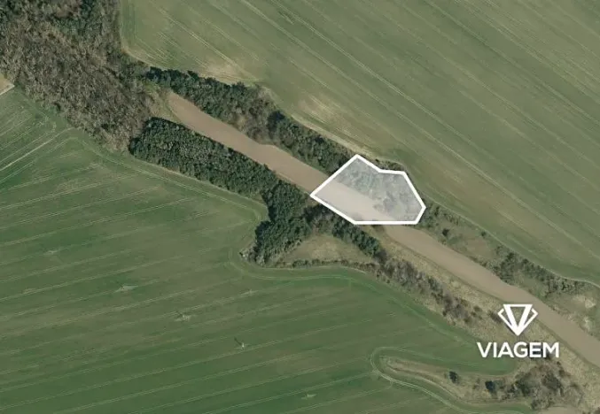 Prodej podílu pole, Bělá pod Bezdězem, 1452 m2