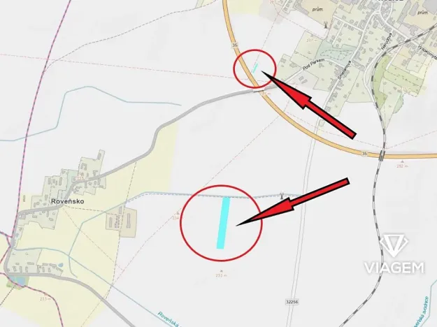 Prodej podílu pole, Holice, 3294 m2