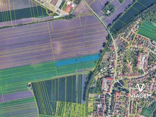 Prodej podílu pole, Měnín, 576 m2