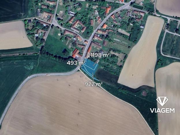 Prodej podílu zahrady, Starý Petřín, 1422 m2