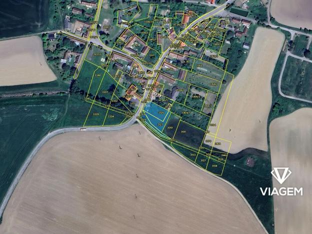 Prodej podílu zahrady, Starý Petřín, 1422 m2