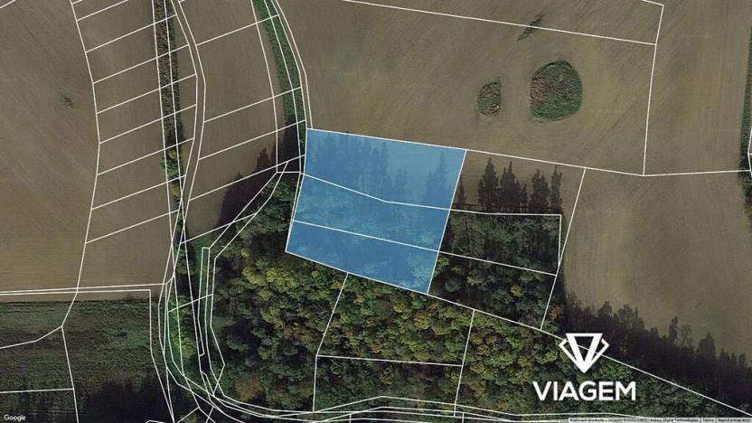 Prodej podílu pole, Hostim, 585 m2