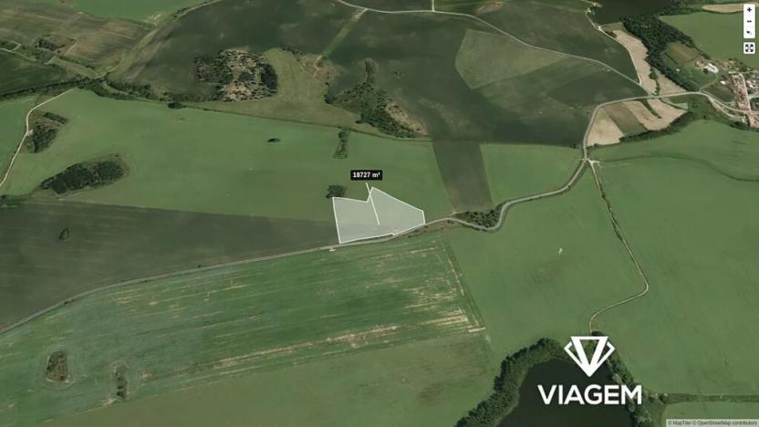 Prodej podílu pole, Hostim, 2080 m2