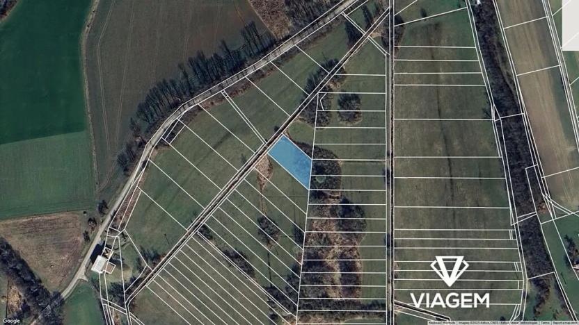 Prodej podílu pole, Cerekvice nad Loučnou, 477 m2