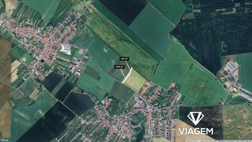 Prodej podílu pole, Kuchařovice, 420 m2