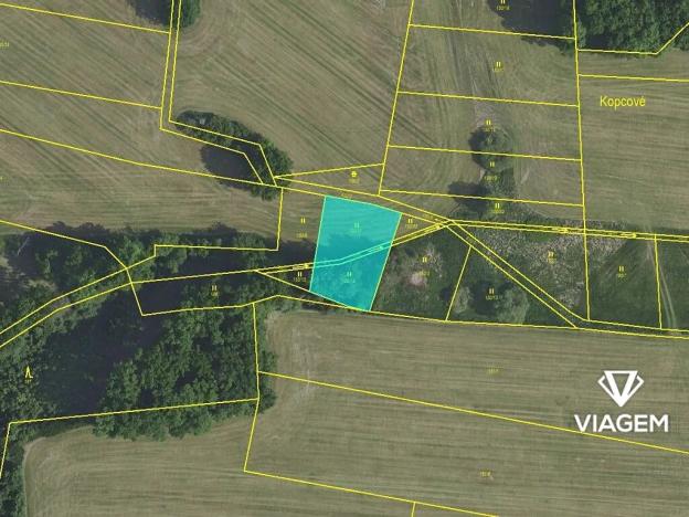 Prodej podílu pole, Kamenice, 1598 m2