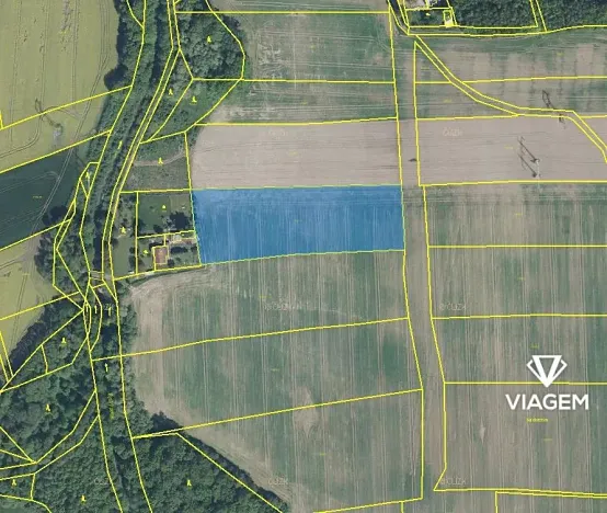 Prodej podílu pole, Baška, 1618 m2