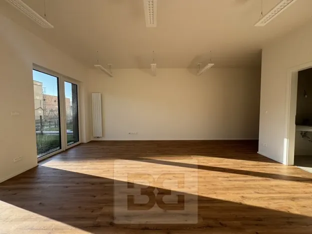 Pronájem kanceláře, Brno, Komárovská, 50 m2