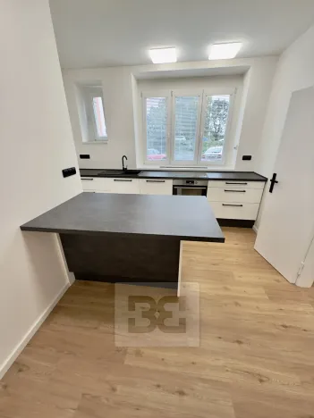 Pronájem bytu 4+1, Kladno, Čs. armády, 100 m2