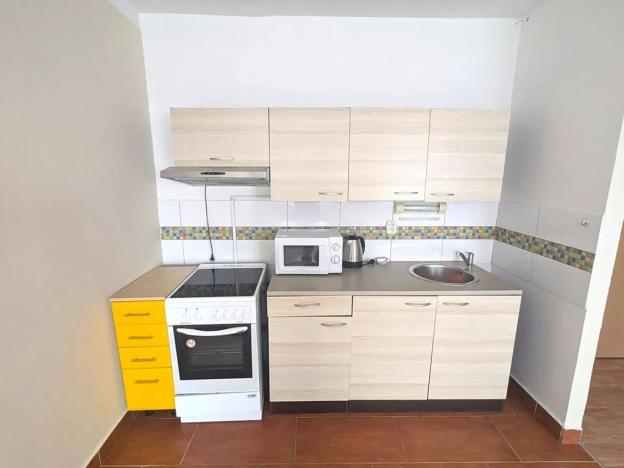 Pronájem bytu 1+kk, Ústí nad Labem, Obvodová, 32 m2