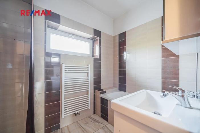 Prodej bytu 3+1, Hostivice, Na Pískách, 69 m2