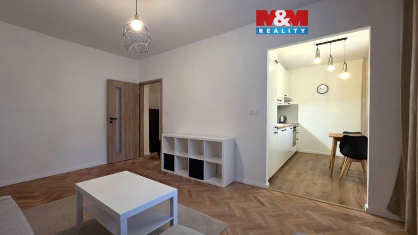 Pronájem bytu 1+1, Karlovy Vary, Palackého náměstí, 30 m2