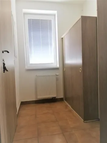 Pronájem bytu 2+kk, Jeneč, 54 m2