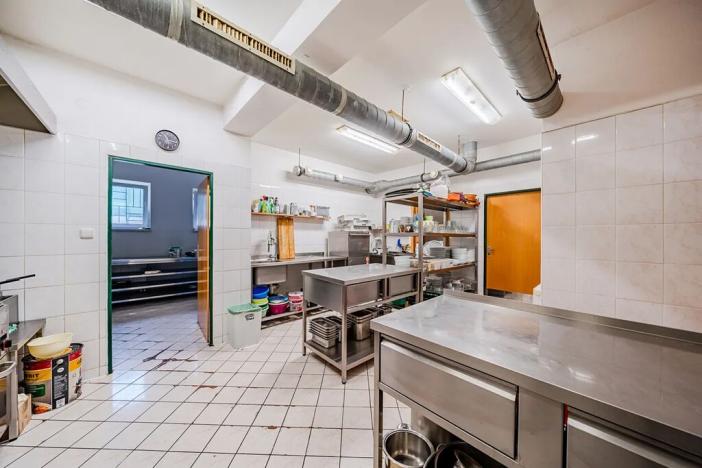 Prodej restaurace, Jablunkov, 752 m2