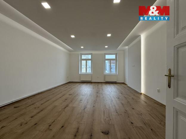 Pronájem bytu 3+1, Karviná - Fryštát, Masarykovo nám., 120 m2