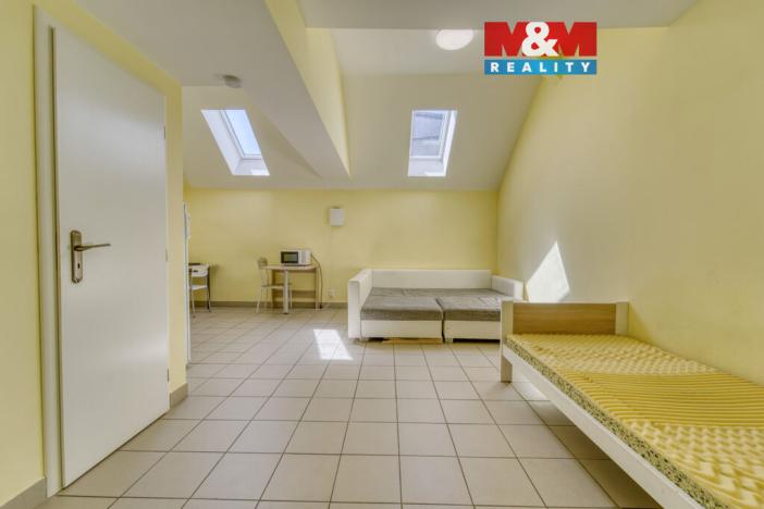 Pronájem bytu 1+kk, Sytno, 31 m2