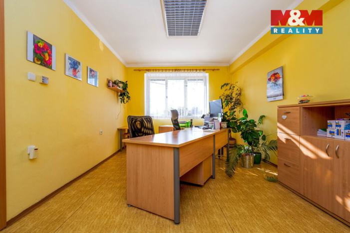 Prodej rodinného domu, Oskořínek, Družstevní, 850 m2