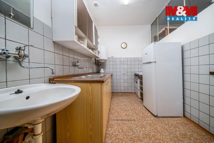 Prodej kanceláře, Oskořínek, Družstevní, 850 m2