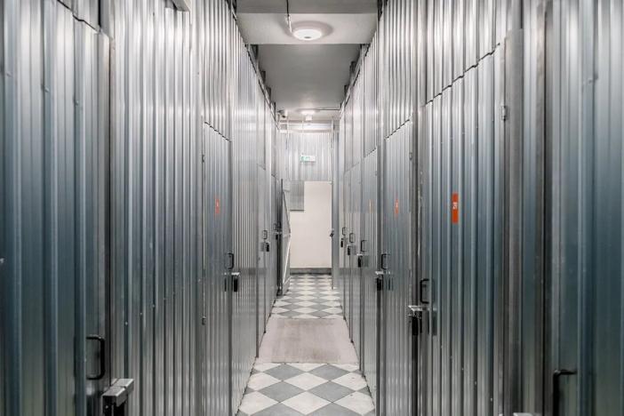 Pronájem skladu, Praha - Kobylisy, Horňátecká, 1 m2