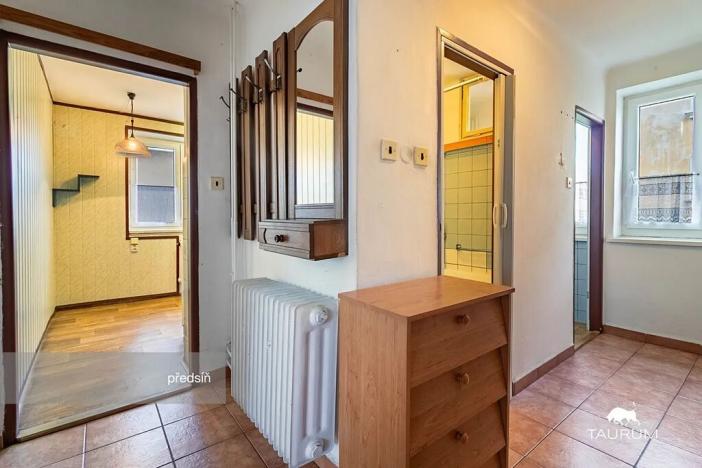 Prodej bytu 2+1, Janovice nad Úhlavou, Sídliště, 79 m2