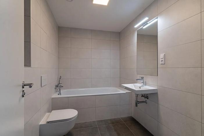 Pronájem bytu 2+kk, Praha - Karlín, Sokolova, 62 m2