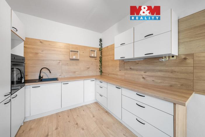 Prodej bytu 5+1, Teplice, Krupská, 171 m2