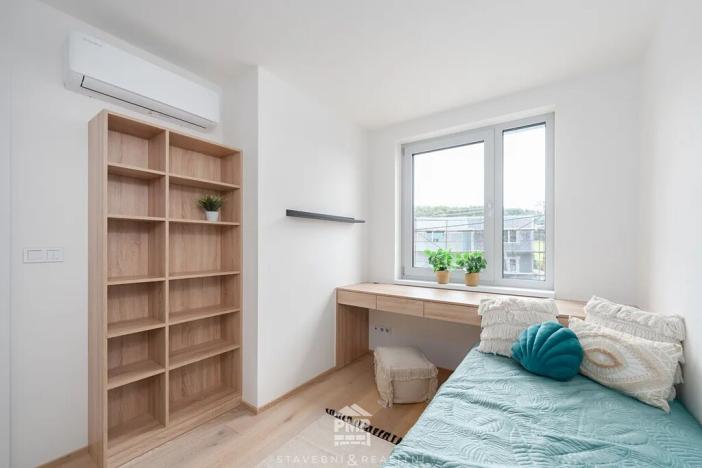 Prodej rodinného domu, Nebovidy, 359 m2