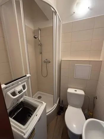 Pronájem bytu 1+1, Liberec, Husitská, 40 m2